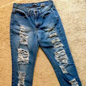 Fashion nova ripped jeans